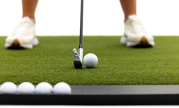 Premium Turf Indoor/Outdoor Golf Mat. Bonus Tray + 3 Tees
