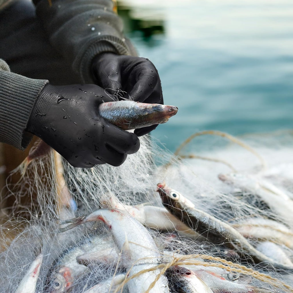 KAYGO Winter Waterproof Work Gloves for Men and Women, 3 Pairs Thermal Insulated Freezer Rubber Coated Gloves,Super Grip,KG160, M, Black