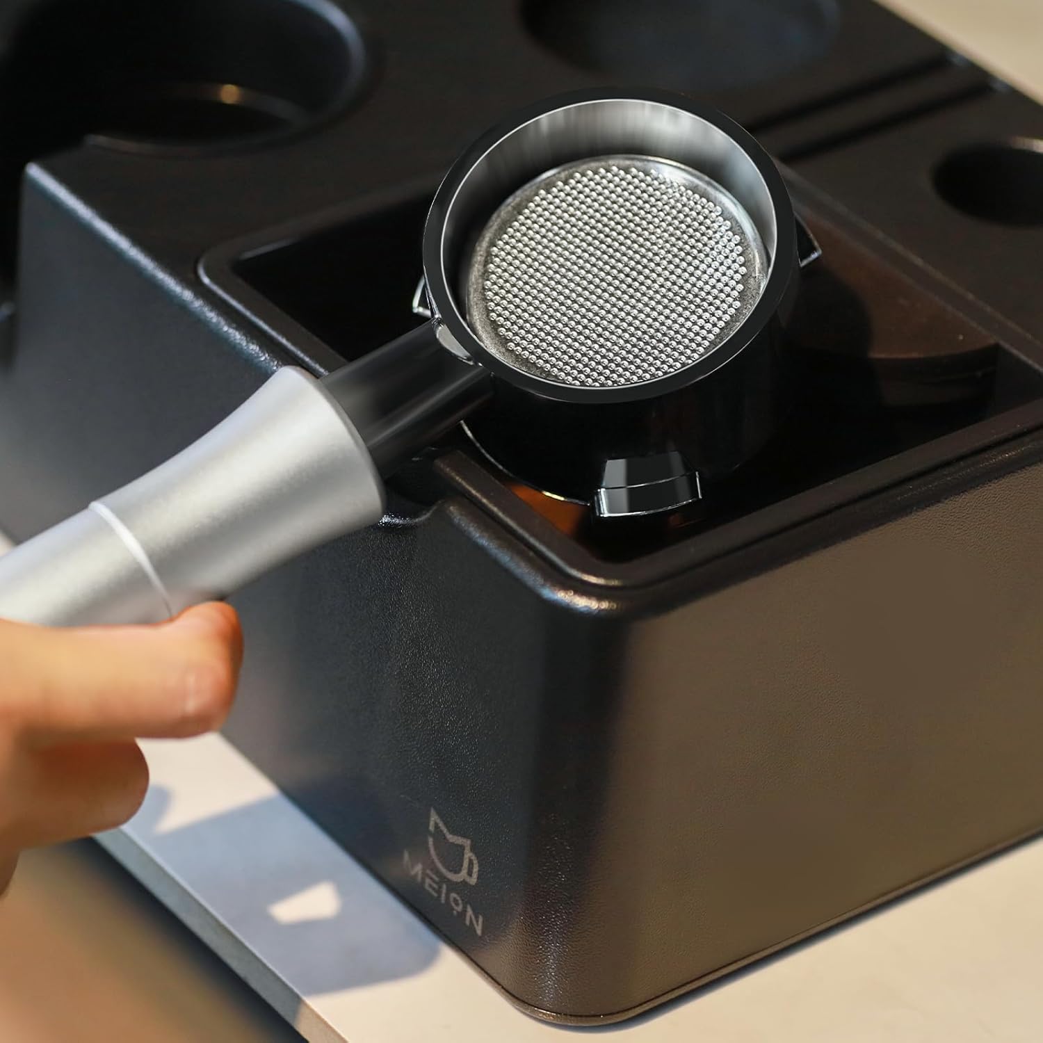 MEION 54mm Bottomless Portafilter Compatible with Breville Barista Express Machines, Sage, Barista Pro, BES870XL, BES878, BES880, Espresso Portafilter with 18g Filter Basket & Puck Screen