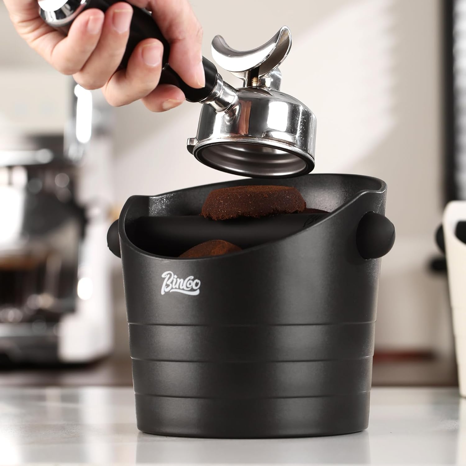 Bincoo Coffee Knock Box 6.8 Inch Shock-Coffee Ground Knock Box 1.2L with Removable Knock Bar and Non-Slip Base,Espresso Accessories Suitable for Home & Bar(Black 6.8 Inch)