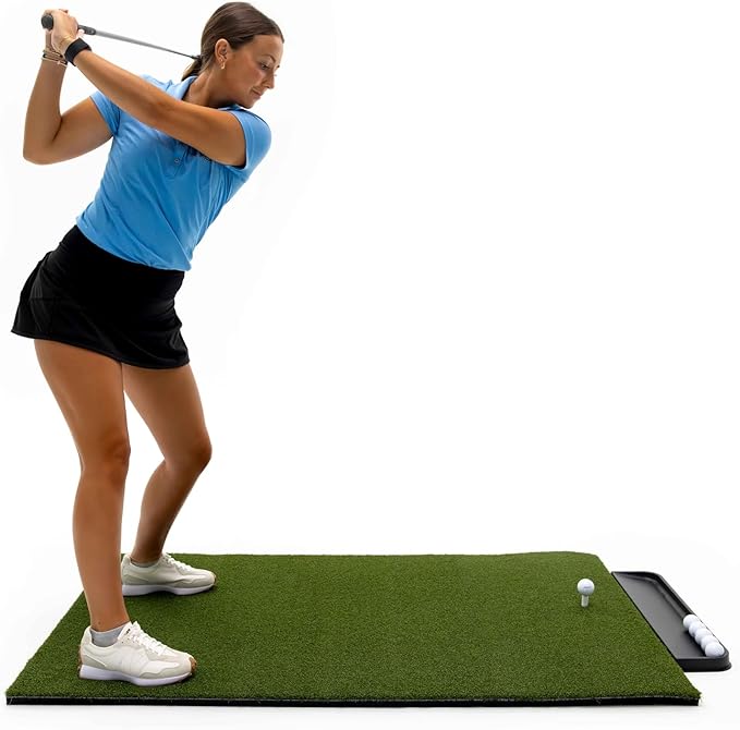 Premium Turf Indoor/Outdoor Golf Mat. Bonus Tray + 3 Tees