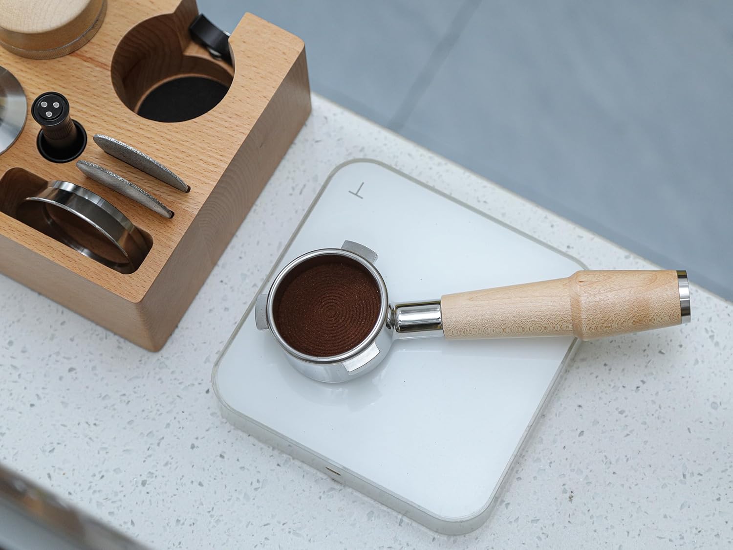 Bottomless Portafilter 54mm Breville Compatible Maple Handle & Naked 18-21 Gram Filter Basket, Fits Barista Express, Pro, Touch, Bambino, Infuser, Duo Temp Pro